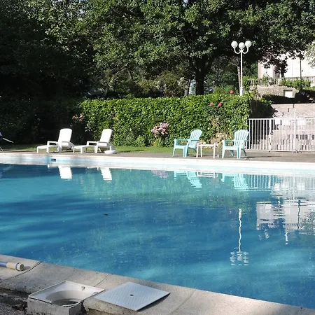 Manoir La Betoulle Bed & Breakfast
