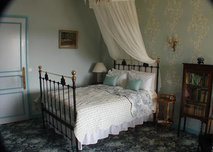 Manoir La Betoulle Bed and Breakfast *