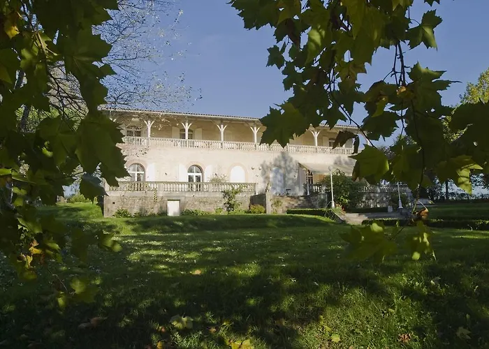 Bed and Breakfast Manoir La Betoulle Saint-Claud