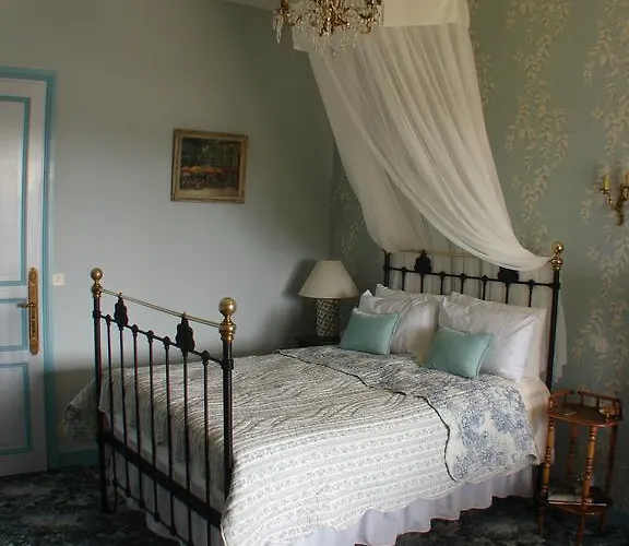 Bed and Breakfast Manoir La Betoulle Saint-Claud