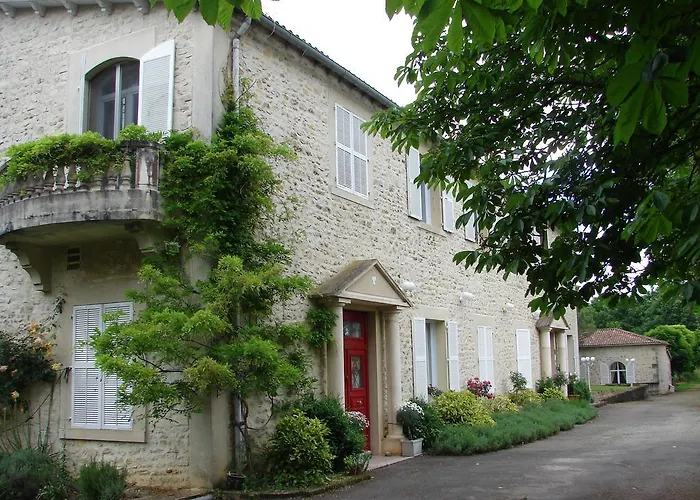 Bed and Breakfast Manoir La Betoulle *