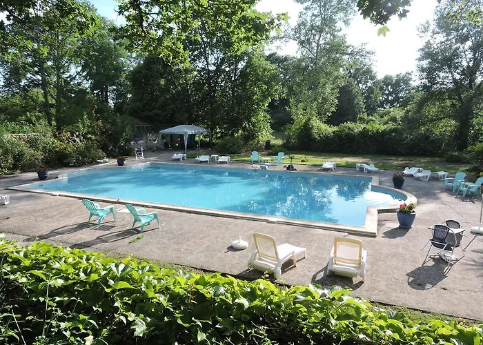 Bed and Breakfast Manoir La Betoulle *